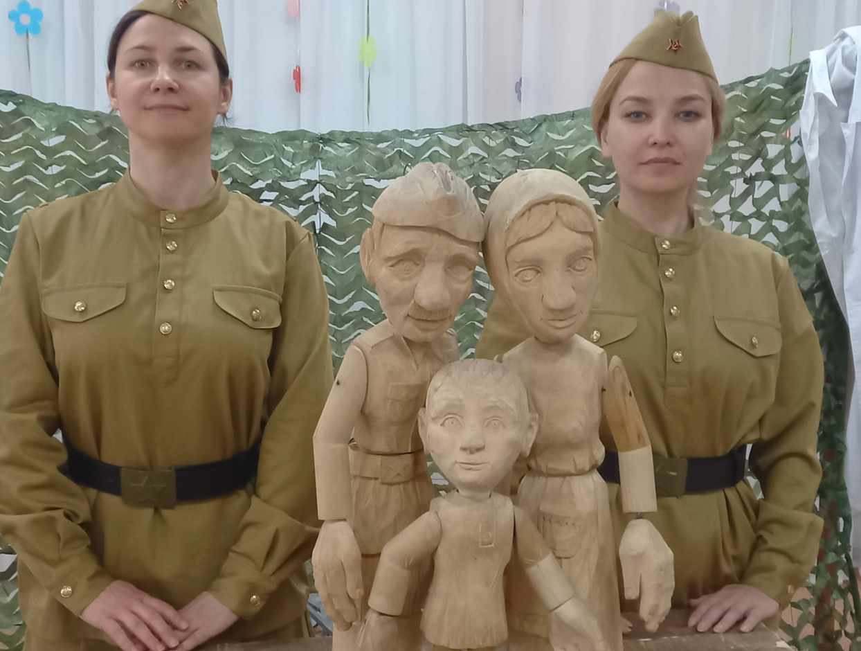 "Солдатская сказка или Путешествие жука носорога"